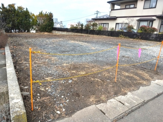 八戸市白銀4丁目1-